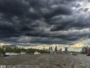 storm-thames-flickr-loshak-14723392470-cc-by-licensed