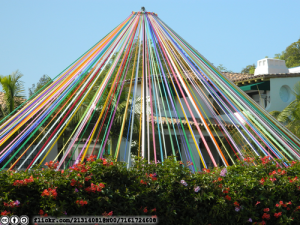 maypole-flickr-21314081@N00-7161724608-cc-by-sa-licensed