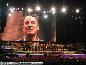 bruce-springsteen-flickr-swimfinfan-7953988956-cc-by-sa-licensed