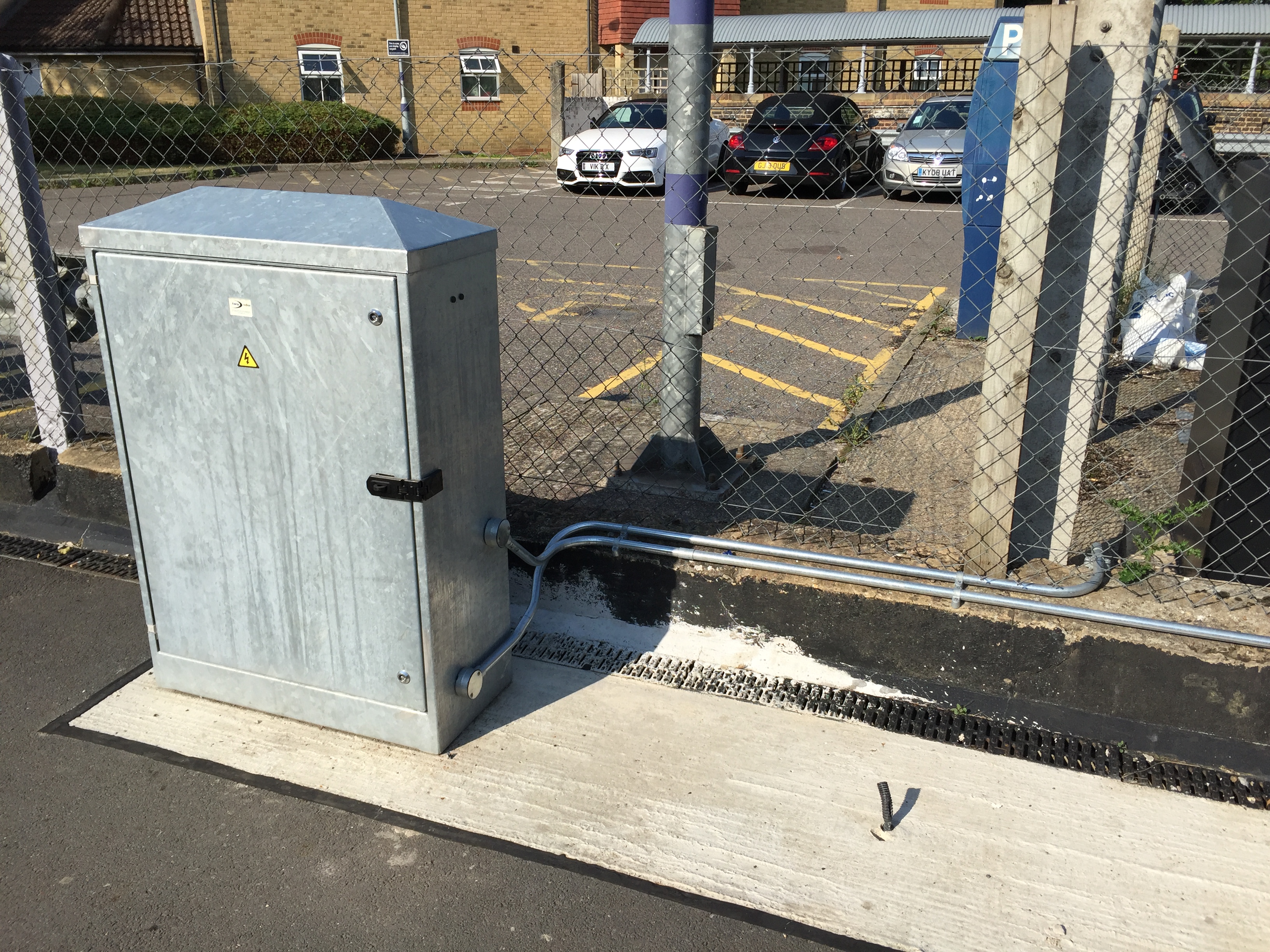 Dunton Green electrical box